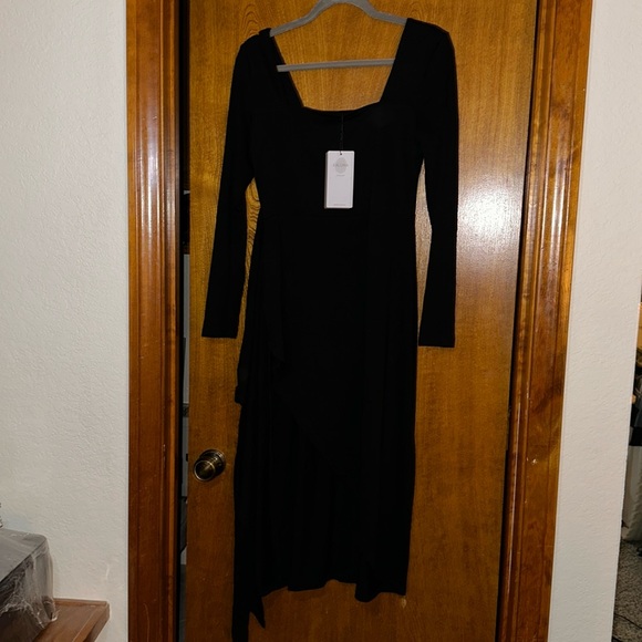 NWT EXLURA Black Square Long Sleeve Bodycon Midi Dress Split Front with Belt - Picture 4 of 9
